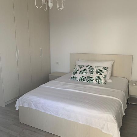 Loli Apartment Luxury White Residence Sarande Ngoại thất bức ảnh