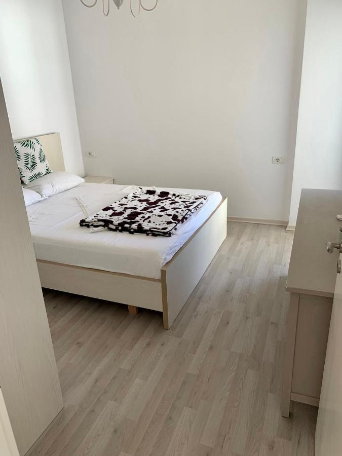 Loli Apartment Luxury White Residence Sarande Ngoại thất bức ảnh