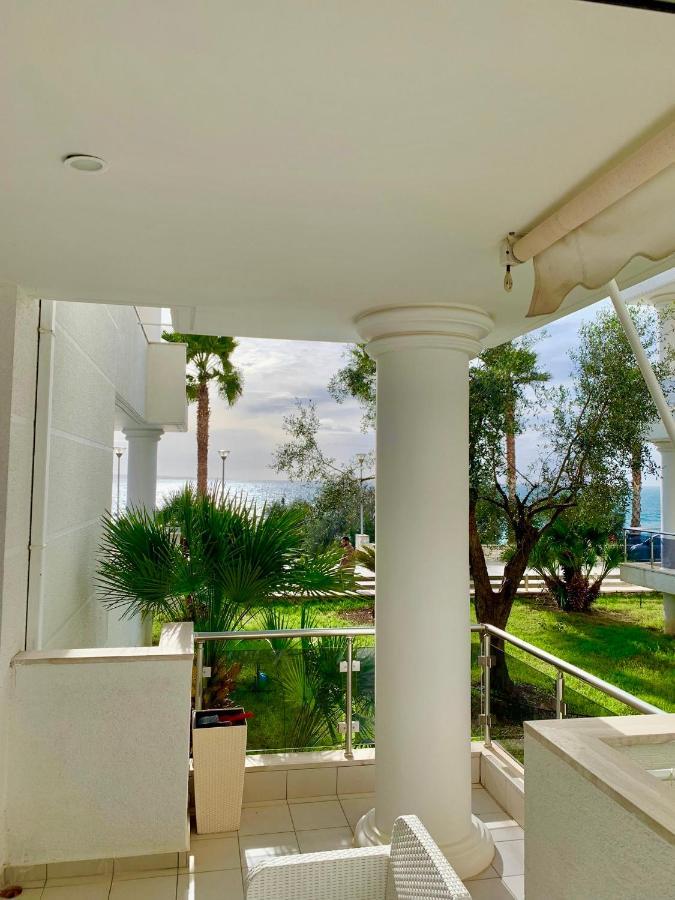 Loli Apartment Luxury White Residence Sarande Ngoại thất bức ảnh